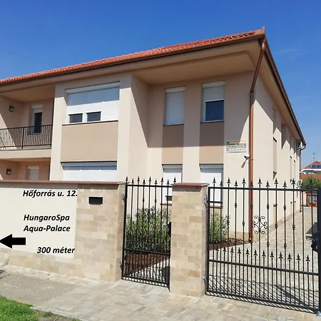 Apartment Imola Es Andrea Apartmanhaz 3 *