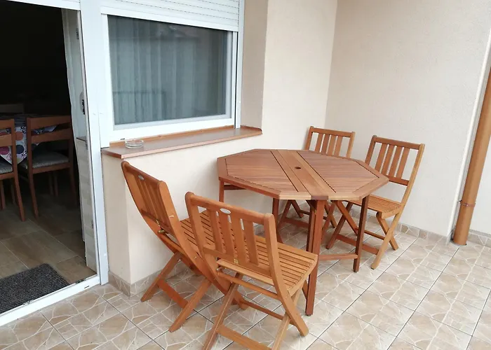 Imola Es Andrea Apartmanhaz 3 Апартаменты *